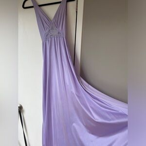 Vintage Olga lavender Nightgown